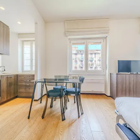 Andrea Flat - Near Metro & Wi-fi *